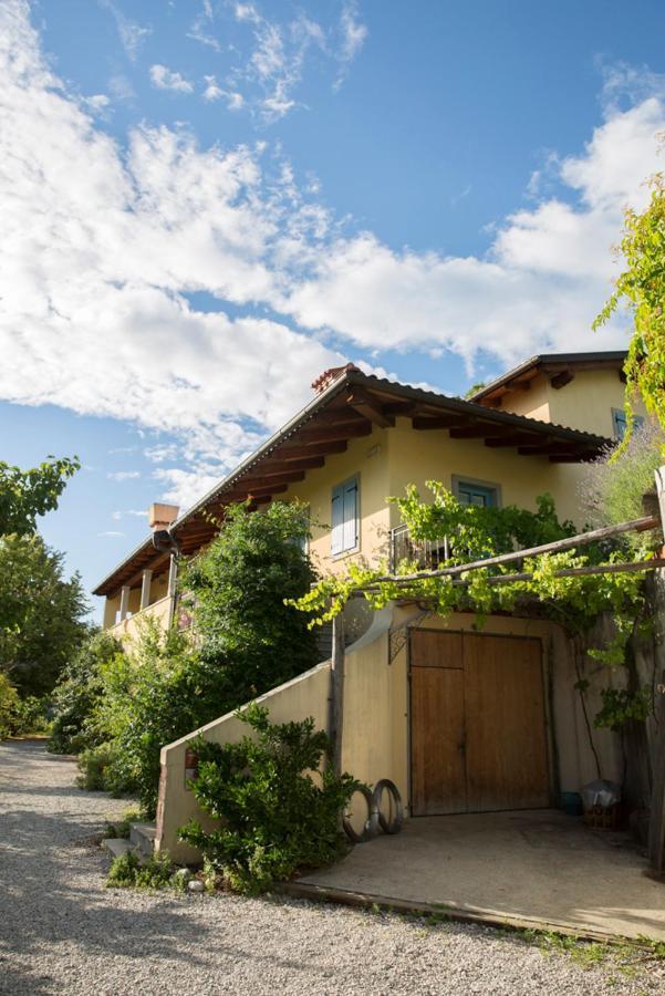 Farmstay Kmetija Stekar คอจส์โค ภายนอก รูปภาพ